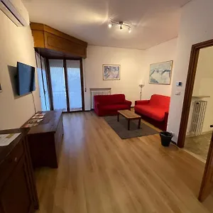 appartamento-lazise-37017.hotelinveneto.com/